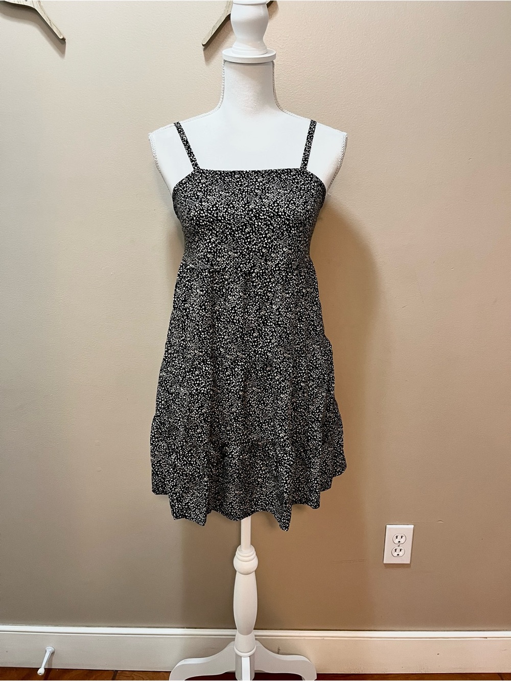 Old Navy Black and White Leopard Print Spaghetti Strap Sundress Size XS